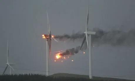 The Ardrossan turbine goes up in flames, by Stuart McMahon